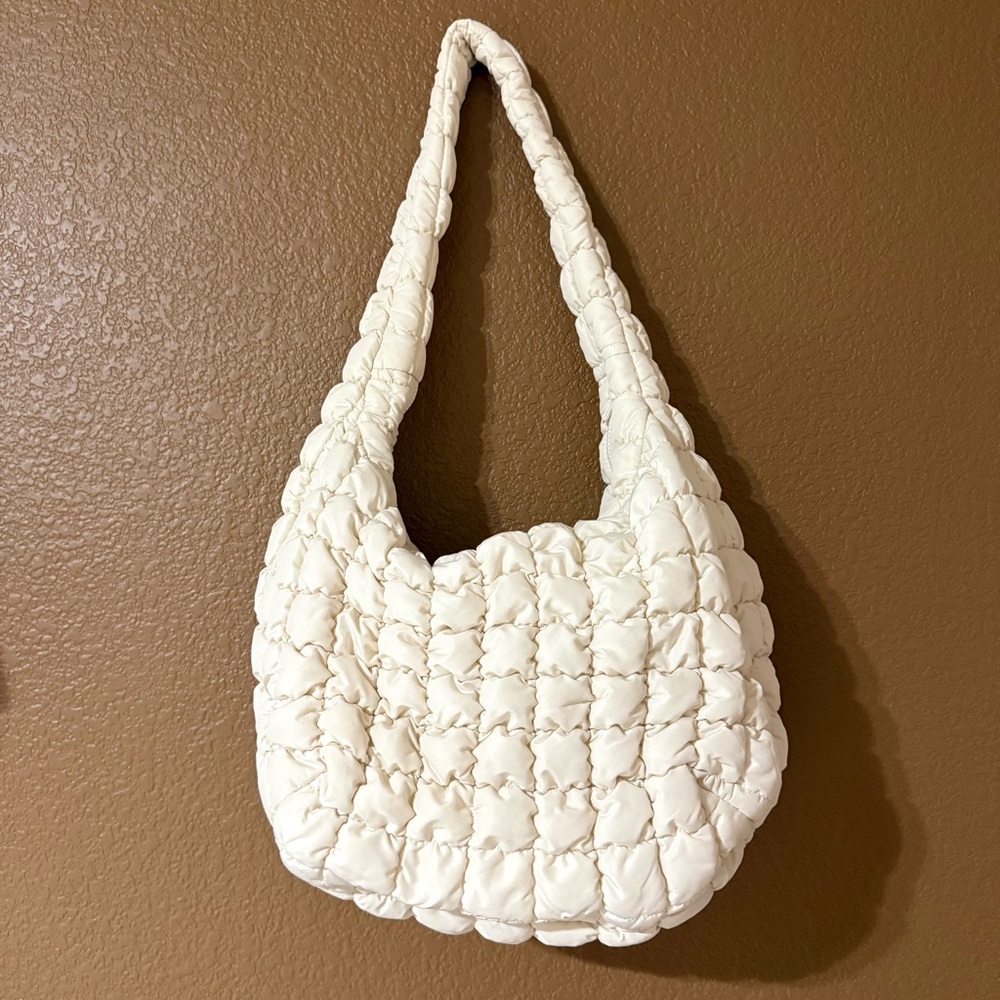 COS Quilted Oversized Shoulder Bag Beige Ivory Puffy Pillow Crossbody EUC - Picture 4 of 8